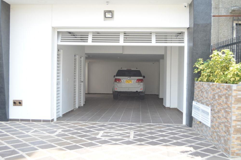 Hotel Piaro In Suites Cali Dış mekan fotoğraf