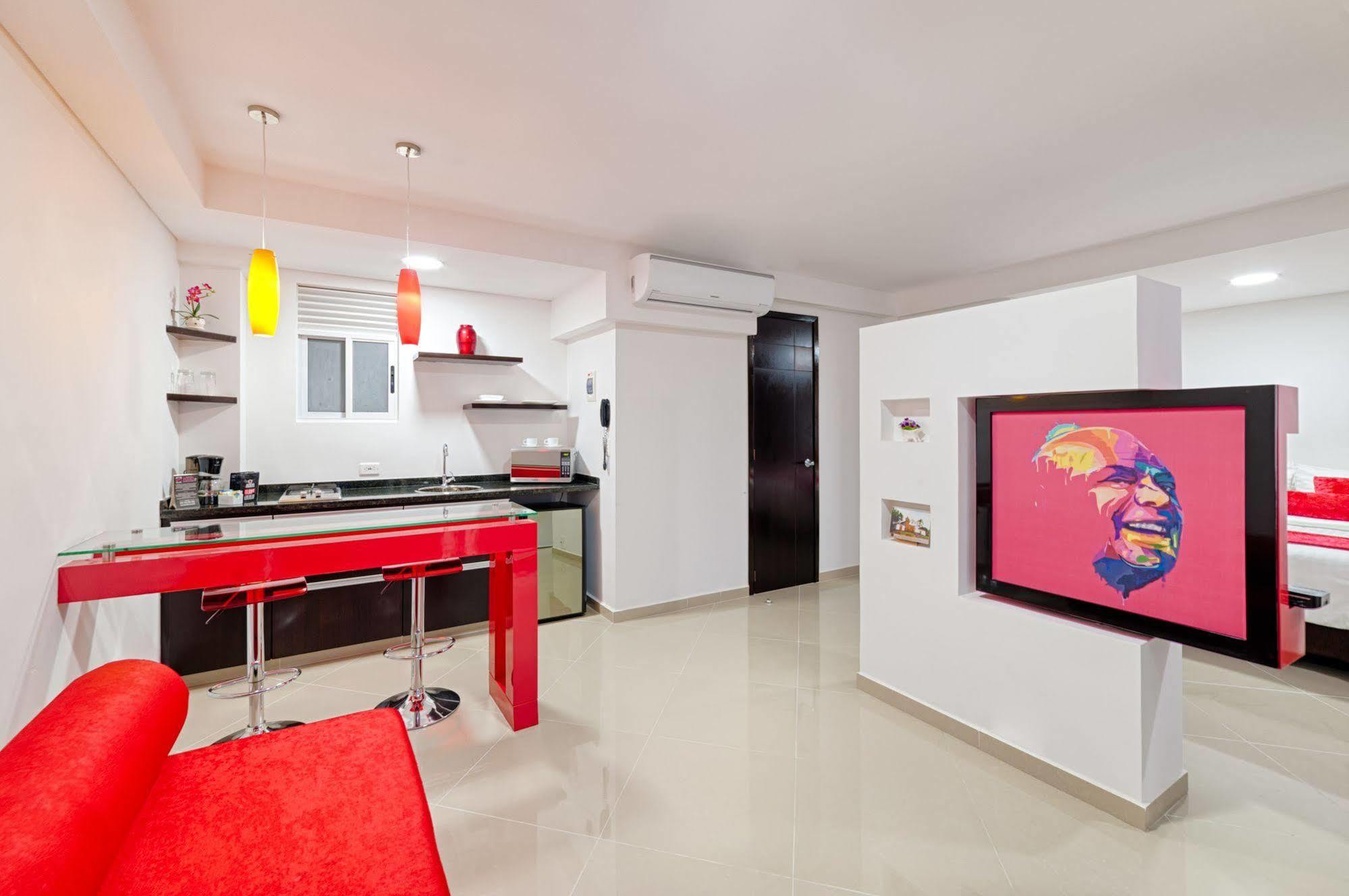 Hotel Piaro In Suites Cali Dış mekan fotoğraf